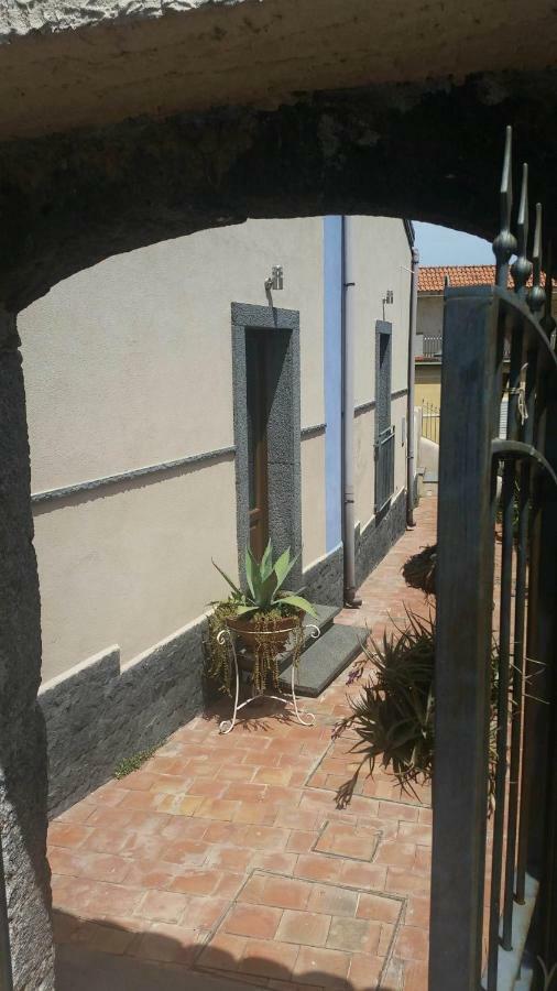 L.T. Metis Hotell Acireale Exteriör bild